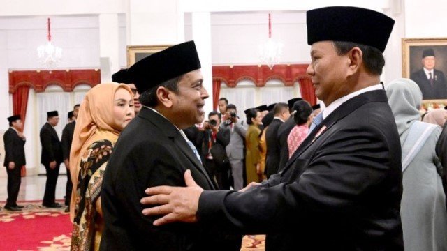 Prabowo Ingatkan Menteri Rajin Salat, Haikal Hassan: Apa Nggak Bangga Punya Presiden Seperti Ini?